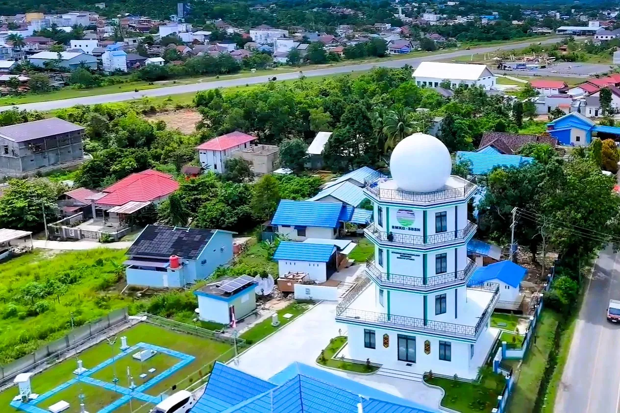 BMKG Mengoperasikan Radar Cuaca C-Band di Muara Teweh, Kabupaten Barito Utara, Kalimantan Tengah pada Senin 10 Agustus 2026